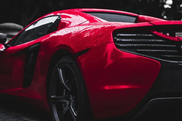 Photo car negotiation