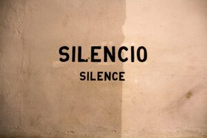 Photo silence