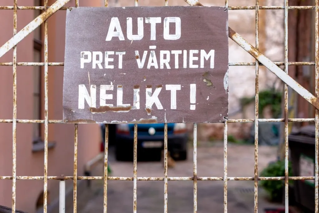 Photo redactezi descriere auto detaliată
