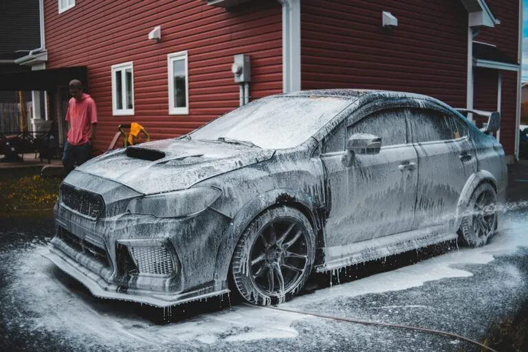 Photo cleaning car before selling