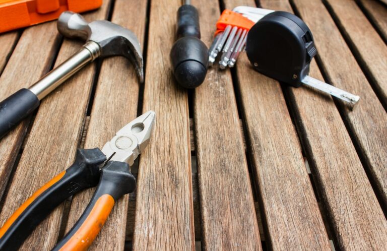 Photo tools and construction equipment