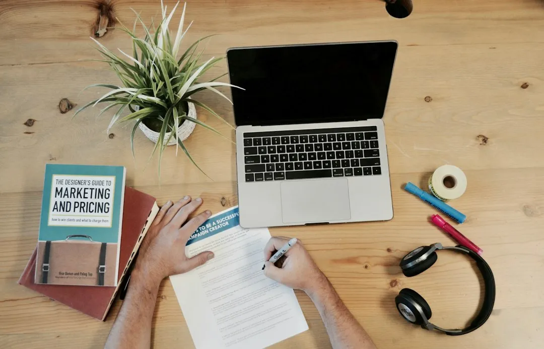 Photo effective advertisement writing guide