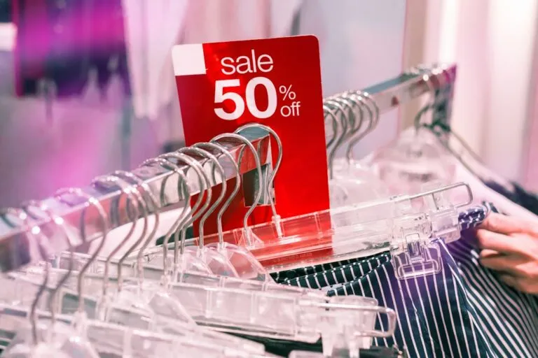 Tot ce trebuie să știi despre organizarea unei vânzări rapide Photo quick sale organization tips