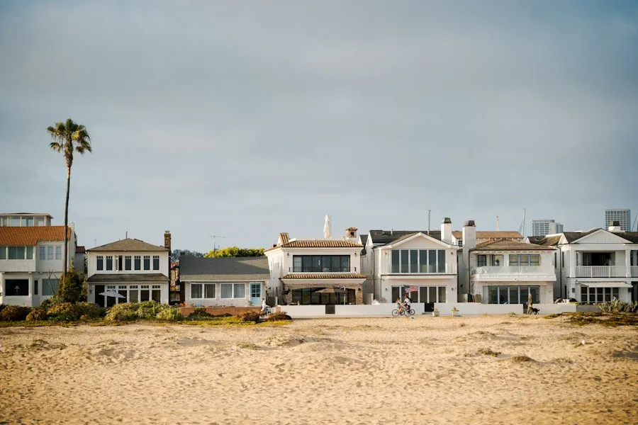 Photo common real estate ad mistakes
